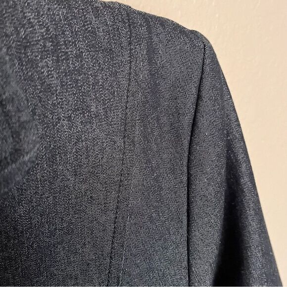 Linea by Louis Dell'Olio Dark Blue Denim Blazer with Button Detail Size Large - Picture 5 of 11